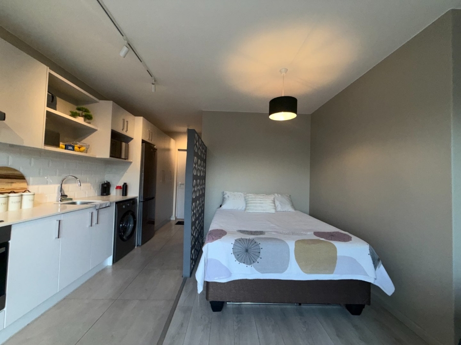 1 Bedroom Property for Sale in Table View Western Cape